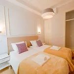 Lägenhet Augusta Street 229- 4 Dto